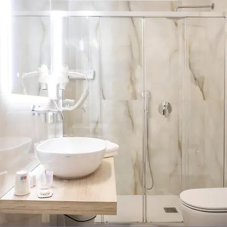 普林马维拉酒店 3*