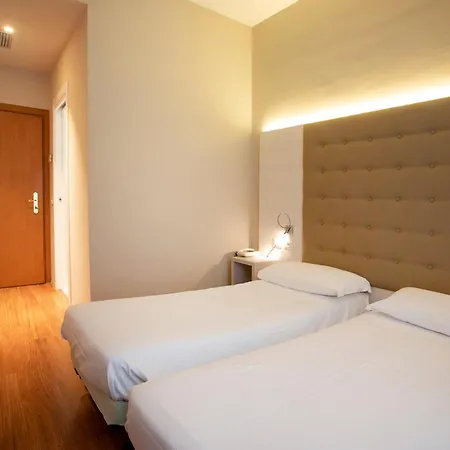 普林马维拉酒店 3*