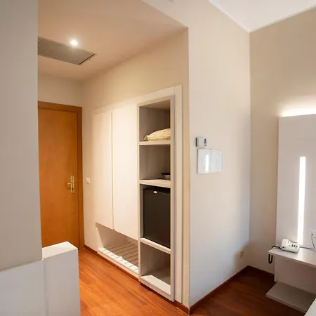 普林马维拉酒店 3*