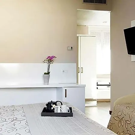 Hotel Primavera 3*