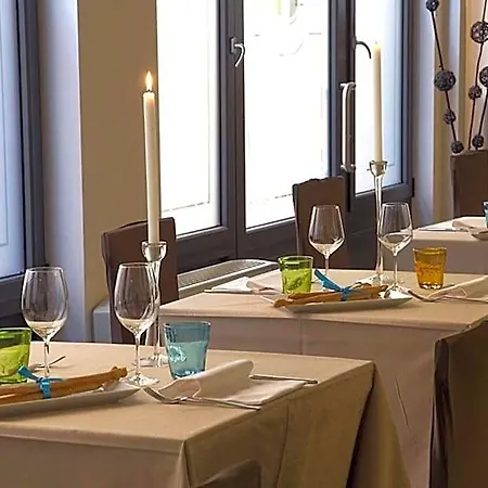 Primavera Hotel