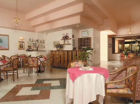 普林马维拉酒店