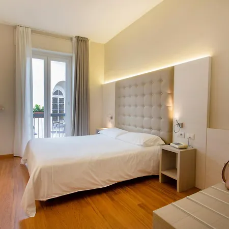 Primavera 3* ستريزا